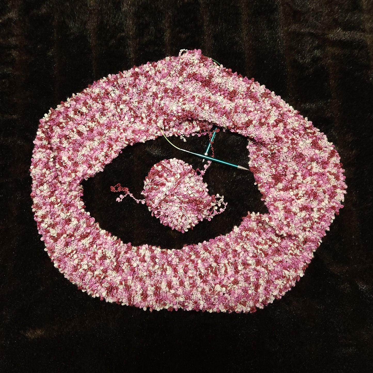 Scarf Hand-Knit Traditional | "Good & Pink" | Pink White Magenta